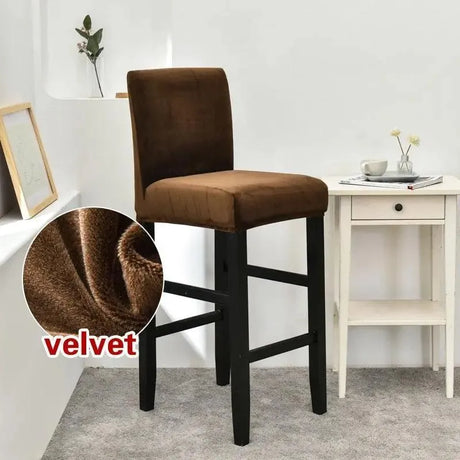 housse-de-chaise-de-bar-en-velours – La Maison de la Housse