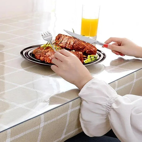 nappe-de-table-transparente-en-pvc – La Maison de la Housse